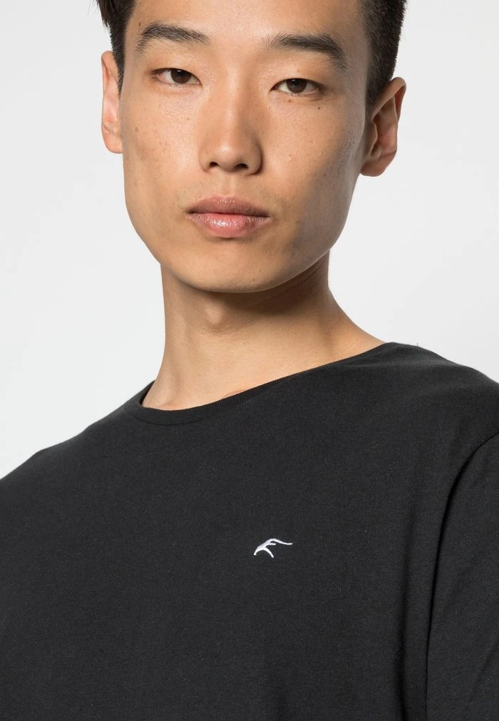 SNYDER 3 PACK - T-shirt basique - black INDICODE JEANS SNYDER 3 PACK - T-shirt Basique - Black -INDICODE Ventes 095320f0b9c34c639b6bbda71fc3a1de