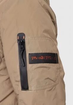 INDICODE JEANS CARPELAN - Veste D'hiver - Khaki -INDICODE Ventes 1797fdf95c1348eaad3a1f368eef87dc