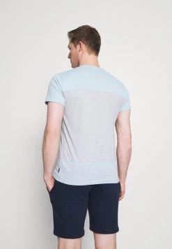 INDICODE JEANS HAMMOND - T-shirt Imprimé - Light Grey -INDICODE Ventes 20af662f28ec4750b6686a3b0fef6450