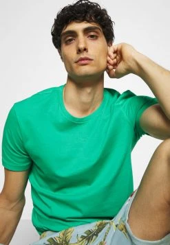 INDICODE JEANS FLOWERS - Short - Blue Wave -INDICODE Ventes 21a27f2e6dac4337bf121867f89f58e9