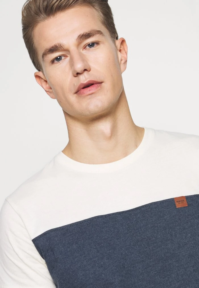 HAMMOND - T-shirt imprimé - navy INDICODE JEANS HAMMOND - T-shirt Imprimé - Navy -INDICODE Ventes 2608c5e7f7aa4feba1f0cb5d9b6a13f2