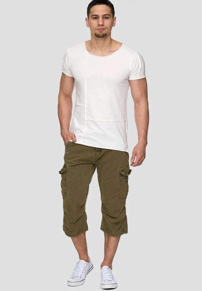 INDICODE JEANS MIT GÜRTEL NICOLAS - Short - Dark Green 2 INDICODE JEANS MIT GÜRTEL NICOLAS - Short - Dark Green – Image 2