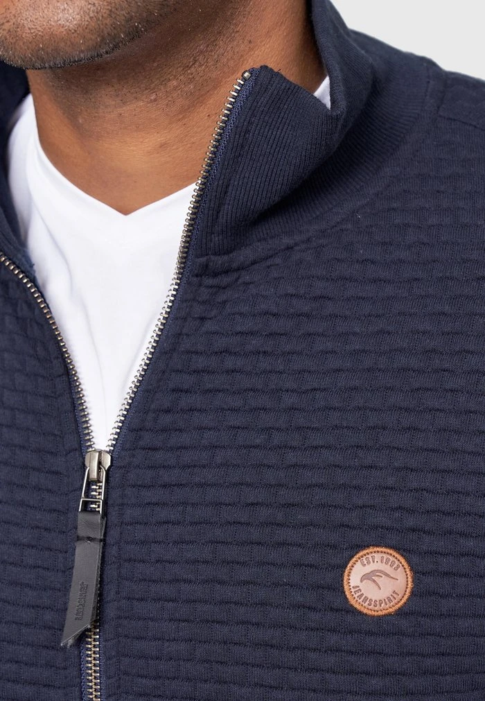 BERMIE - Sweat à capuche zippé - navy INDICODE JEANS BERMIE - Sweat à Capuche Zippé - Navy -INDICODE Ventes 42855cc05b1b42b3a76e7a3fb1cfd81b