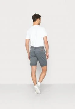 INDICODE JEANS CONER - Short - Iron -INDICODE Ventes 583d8ea2505343fcb8ce2e2b3e7ba900