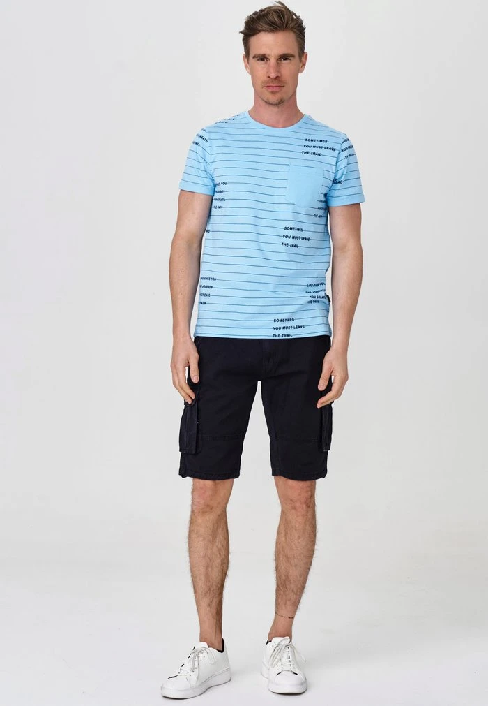 BLIXT - Short - black INDICODE JEANS BLIXT - Short - Black -INDICODE Ventes 5928d3e899fb4c6ab7a86e28f58e803d