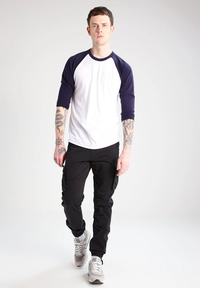 WILLIAM - Pantalon cargo - black INDICODE JEANS WILLIAM - Pantalon Cargo - Black -INDICODE Ventes 5a5a1aeea03c4cad9d567460e0135829