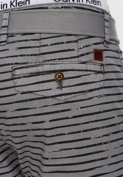 INDICODE JEANS ARROYO - Short - Lt Grey 9 INDICODE JEANS ARROYO - Short - Lt Grey -INDICODE Ventes 60e7923cf13e4c278db988f2c2e3c251