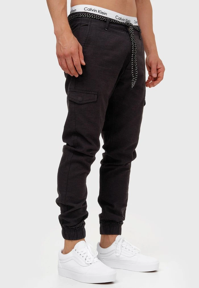 BOOTH - Pantalon cargo - black INDICODE JEANS BOOTH - Pantalon Cargo - Black -INDICODE Ventes 7018025f658f4e33b96c630234a9136b
