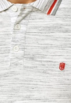 INDICODE JEANS Polo - Offwhite 10 INDICODE JEANS Polo - Offwhite -INDICODE Ventes 87c379cfc26e4e22860e19f942eac3d5