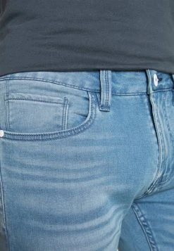 INDICODE JEANS COMMERCIALKEN - Short En Jean - Blue Wash 13 INDICODE JEANS COMMERCIALKEN - Short En Jean - Blue Wash -INDICODE Ventes 9063a664f91944c4aa1317578cfc7e31