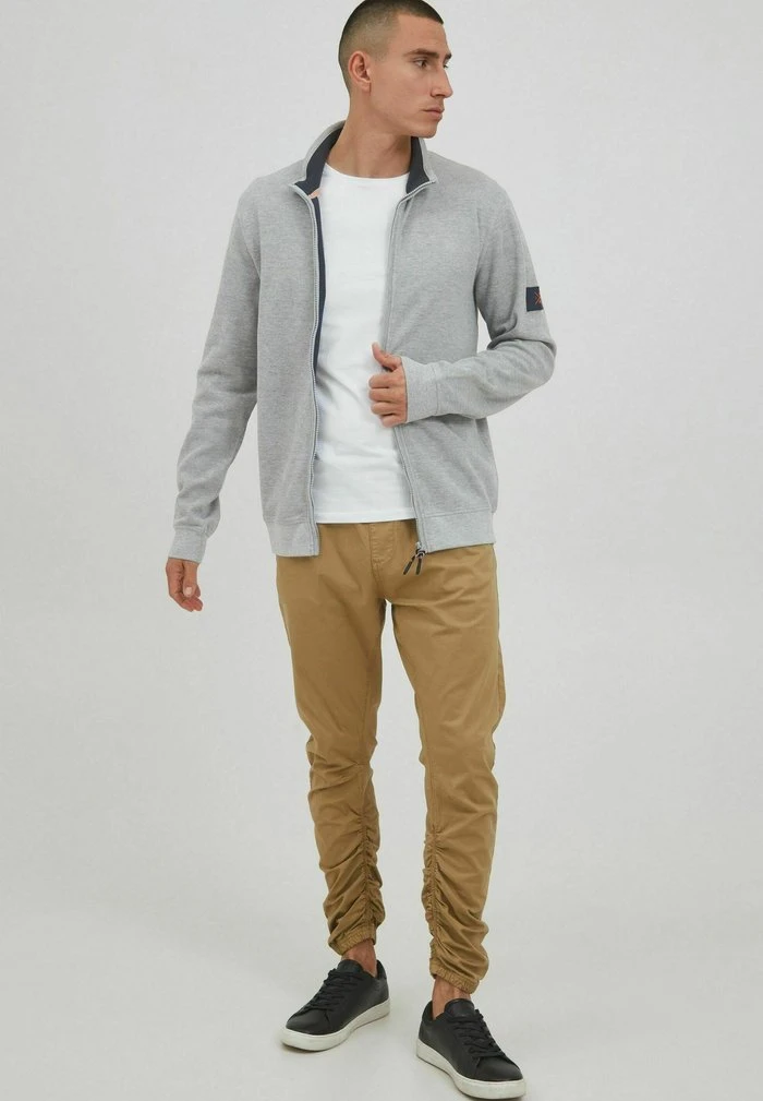 IDARCELIO - Gilet - light grey mix INDICODE JEANS IDARCELIO - Gilet - Light Grey Mix -INDICODE Ventes 91936938f56c4d26bfdb6baa1f14468e