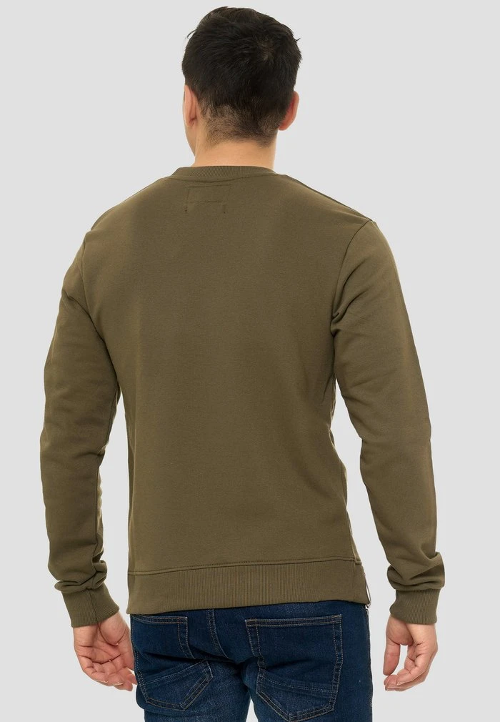 BEECHEN - Sweatshirt - army INDICODE JEANS BEECHEN - Sweatshirt - Army -INDICODE Ventes 9f12fa6cefbd4e20836fe2742ba2f06a