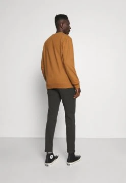 INDICODE JEANS EBERLEIN WITH ROLLED UP - Pantalon Classique - Raven -INDICODE Ventes a3409bd78e4742abbd6b1c0450e04caa