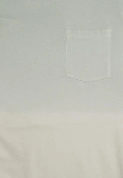 INDICODE JEANS CLIFF - T-shirt Basique - Blue Surf 6 INDICODE JEANS CLIFF - T-shirt Basique - Blue Surf -INDICODE Ventes af53b57c23a64c93b3f2218bf7209828