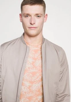 INDICODE JEANS KEEN - T-shirt Imprimé - Caral Cloud -INDICODE Ventes b35bb8ab47824d43a491fb3a12cf0ece