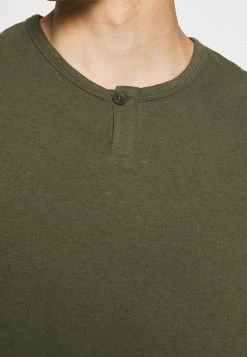 INDICODE JEANS COHEN - T-shirt Basique - Army 4 INDICODE JEANS COHEN - T-shirt Basique - Army -INDICODE Ventes bde17aae77f147f99acca1d07b28fd9d