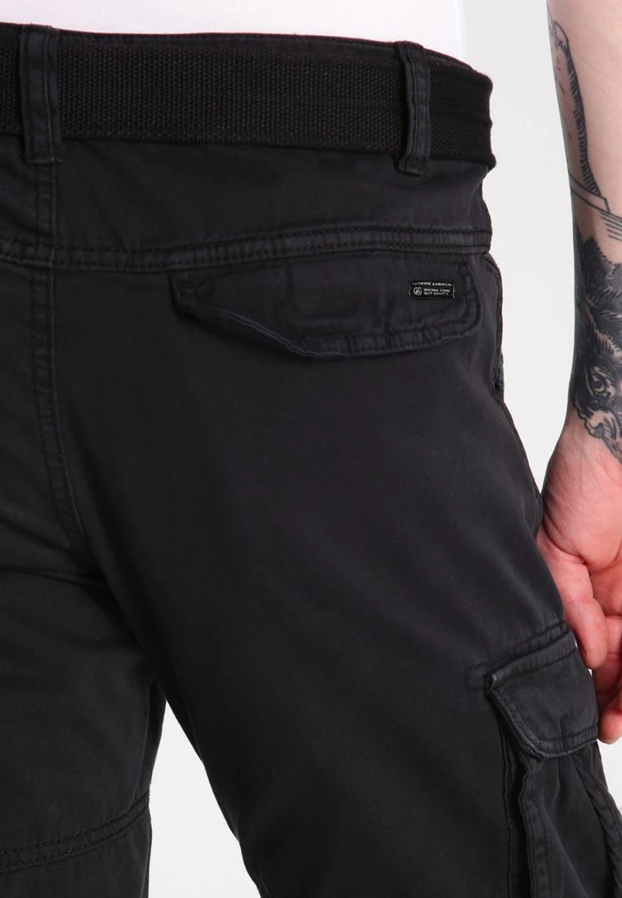 WILLIAM - Pantalon cargo - black INDICODE JEANS WILLIAM - Pantalon Cargo - Black -INDICODE Ventes c44e516b610d40f7a40b7796d7d9534a