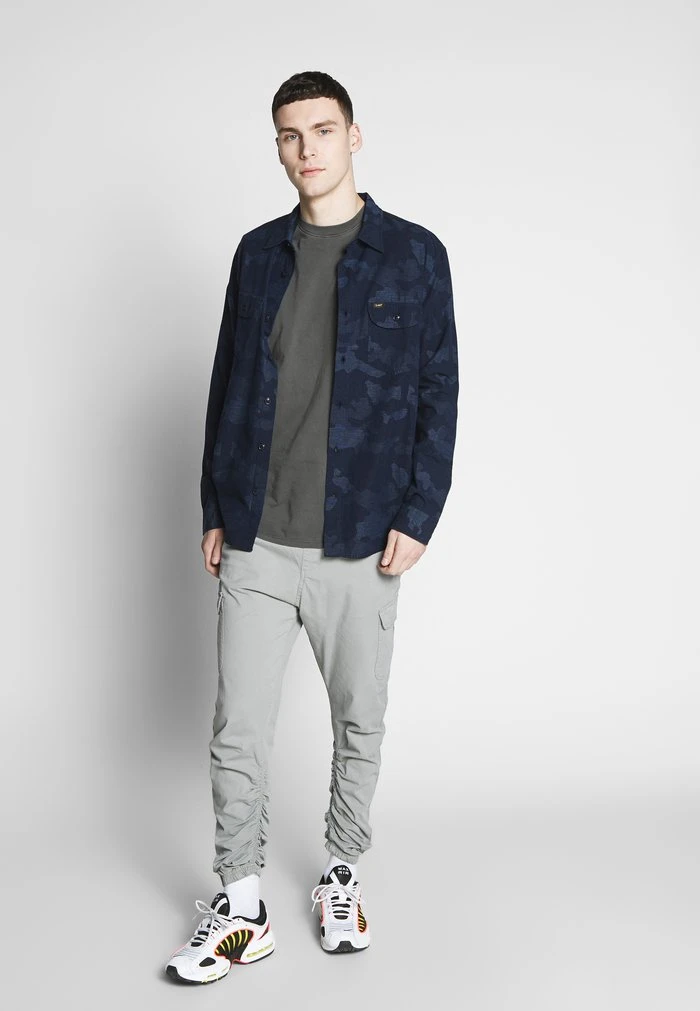 INDICODE JEANS LAKELAND - Pantalon Cargo - Light Grey 2 INDICODE JEANS LAKELAND - Pantalon Cargo - Light Grey – Image 2