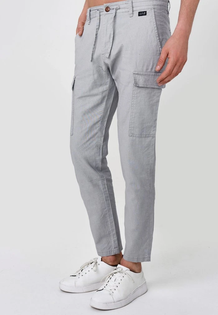 INDICODE JEANS CAGLE - Pantalon Cargo - Lt Grey 4 INDICODE JEANS CAGLE - Pantalon Cargo - Lt Grey – Image 4
