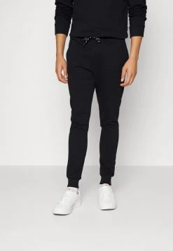 INDICODE JEANS YISIDRO SET - Sweatshirt - Black -INDICODE Ventes ef38c10c60014ffcadbaa7b69f04fa12