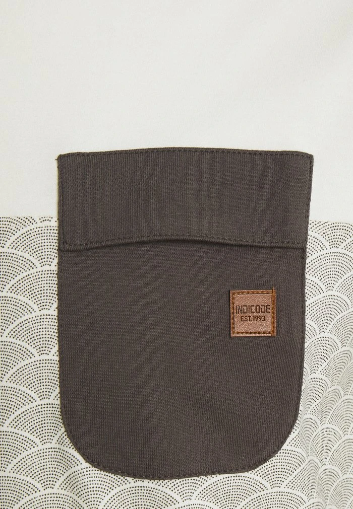 ALFORD - T-shirt imprimé - raven INDICODE JEANS ALFORD - T-shirt Imprimé - Raven -INDICODE Ventes f8ed09d9e7a94cacae43d1d5a254ef6f